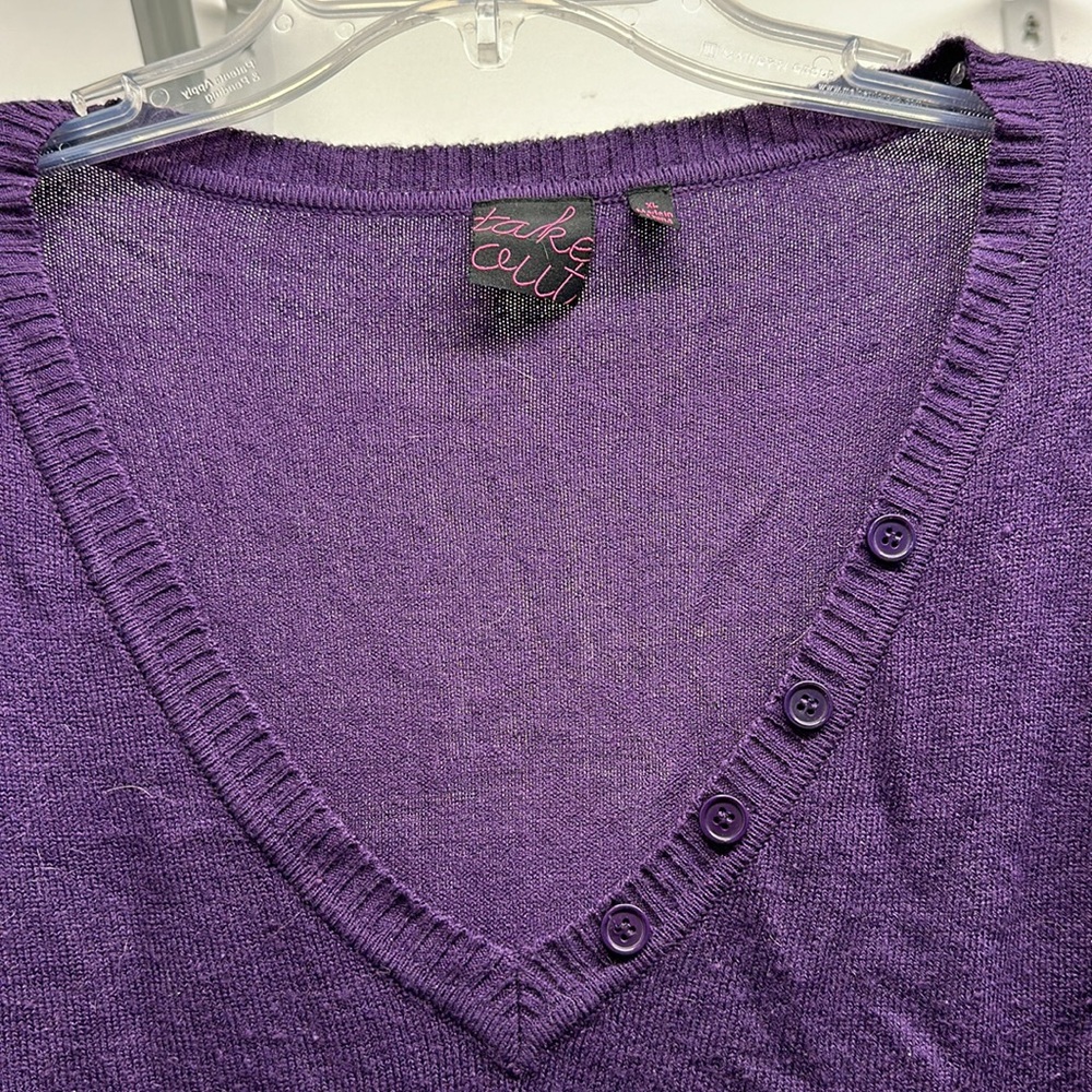 Sweater🪩 - Picture 3 of 5